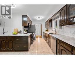 1491 ELLROSE AVENUE - 32