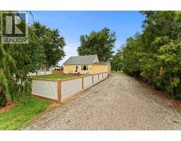 9755 Gracey Sideroad - 2