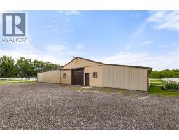 1418 COUNTY RD 31 - 33