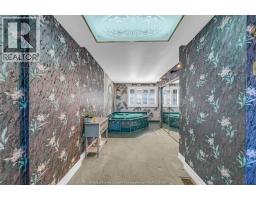 9525 WALKER ROAD - 21