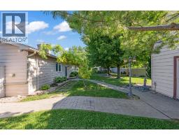 9525 WALKER ROAD - 27