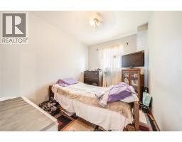 1249 MARENTETTE AVENUE - 17