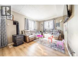 1249 MARENTETTE AVENUE - 3