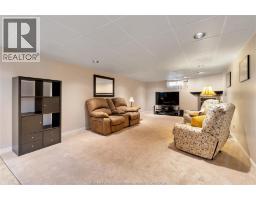 2820 Askin AVENUE - 21