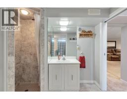 2820 Askin AVENUE - 26