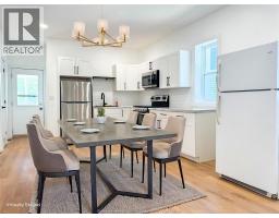 651 BROCK STREET - 6