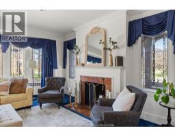 2203 VICTORIA - 14
