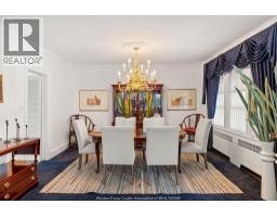 2203 VICTORIA - 17