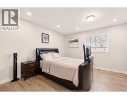 242 DONALD CRESCENT - 16