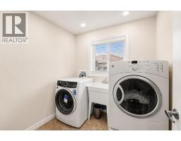 242 DONALD CRESCENT - 18