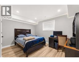 242 DONALD CRESCENT - 31