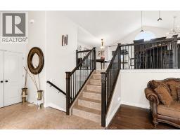 242 DONALD CRESCENT - 5