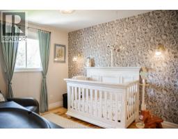 384 AMBERLY CRESCENT - 25