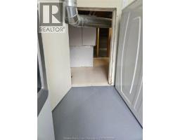 8275 Little River - 32