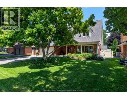 220 EASTLAWN - 2