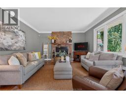 220 EASTLAWN - 21