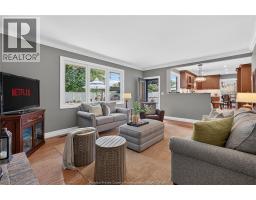 220 EASTLAWN - 22