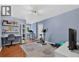 220 EASTLAWN - 33