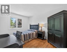 220 EASTLAWN - 35