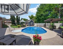 220 EASTLAWN - 43