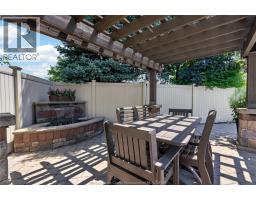 220 EASTLAWN - 44