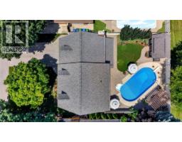 220 EASTLAWN - 50