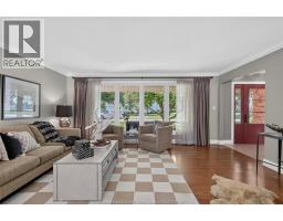 220 EASTLAWN - 8