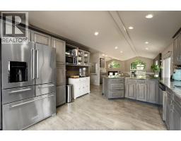 9692 MANITOU CRESCENT - 22