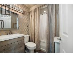 9692 MANITOU CRESCENT - 36