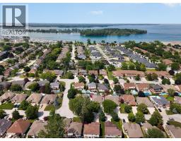 9692 MANITOU CRESCENT - 40