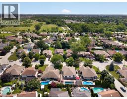 9692 MANITOU CRESCENT - 41