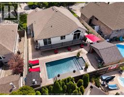 9692 MANITOU CRESCENT - 42