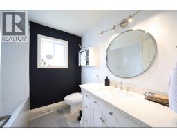 3222 SEVILLE AVENUE - 22