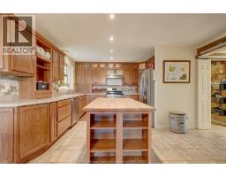 323 COUNTY RD 27 East - 13