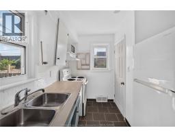 3621 MCKAY AVENUE - 18