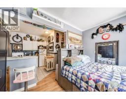 655 CHILVER RD. - 24