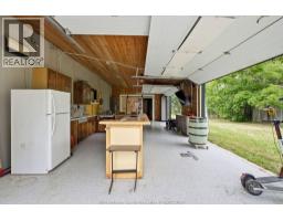 617 TALBOT TRAIL - 32