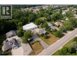 617 TALBOT TRAIL - 44