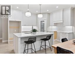 77 PEREIRA DRIVE - 4
