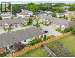 15 OAKGROVE LANE - 40