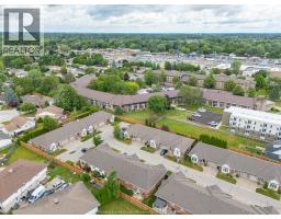 15 OAKGROVE LANE - 43