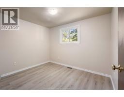105 KIM COURT - 13