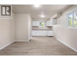105 KIM COURT - 14