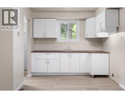 105 KIM COURT - 3