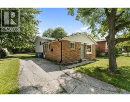 105 KIM COURT - 31