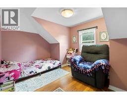 1718 WINDERMERE - 18