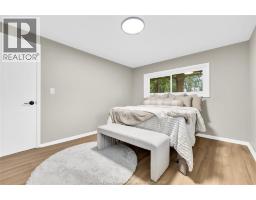 465 GREENDALE DRIVE - 18