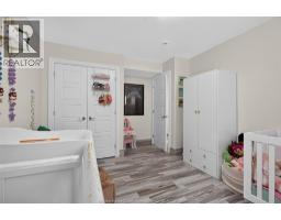 1267 EASTLAWN AVENUE - 40