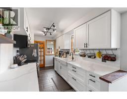 654 CENTRE STREET - 17