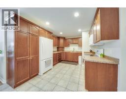 1971 LUXURY AVENUE - 14